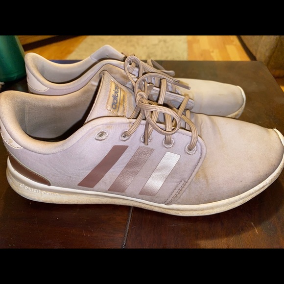 Adidas purple cloudfoam shoes - Picture 2 of 5